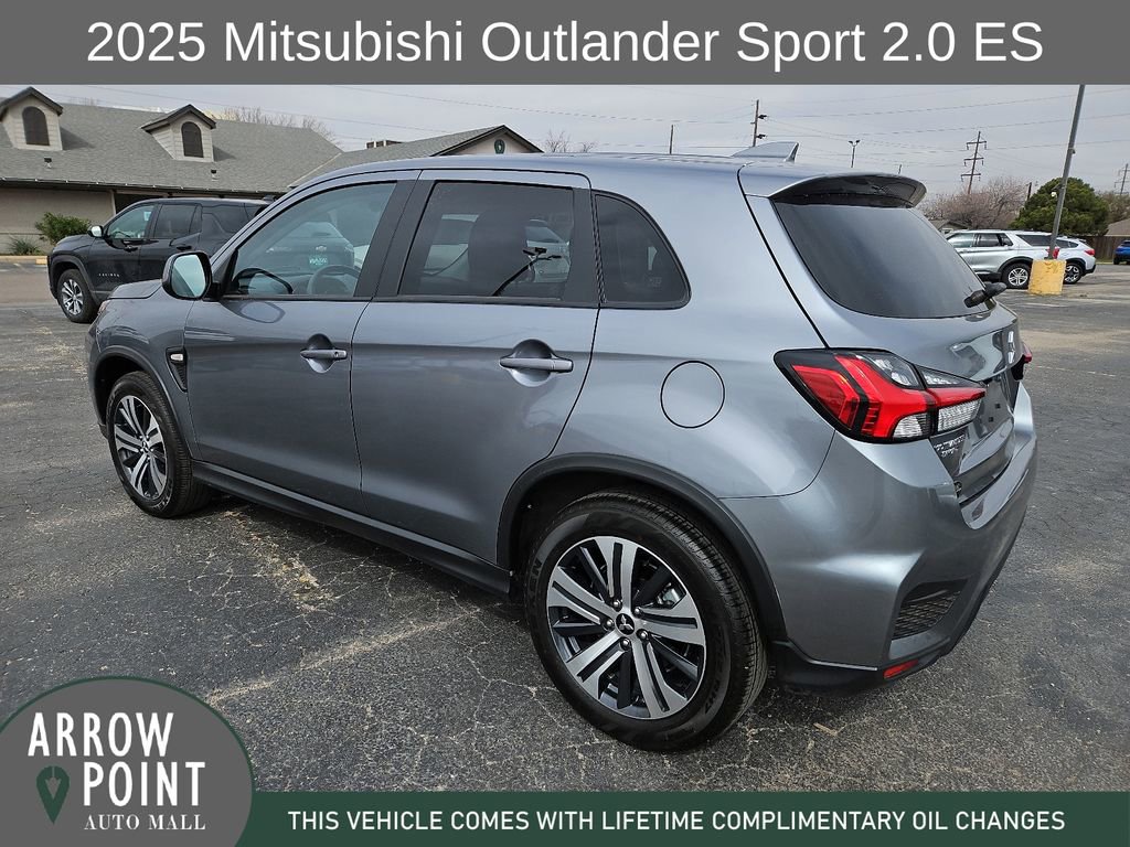 Used 2025 Mitsubishi Outlander Sport ES image 8