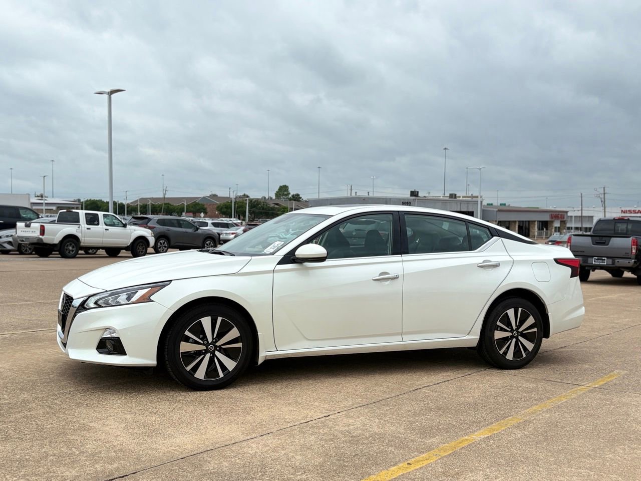 Certified 2022 Nissan Altima 2.5 SL AWD/4WD image 2
