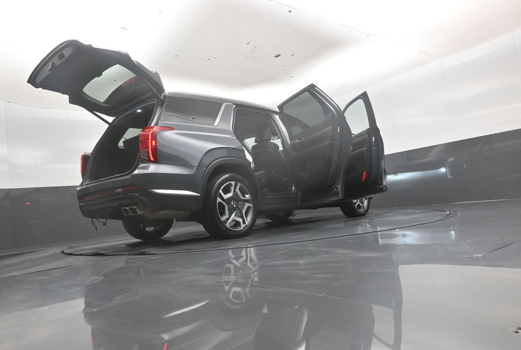 Used 2025 Hyundai Palisade SEL FWD image 56