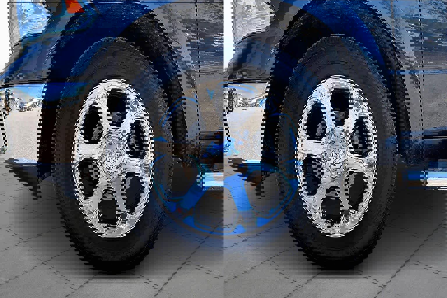 Used 2017 RAM 1500 Laramie w/ Convenience Group image 10