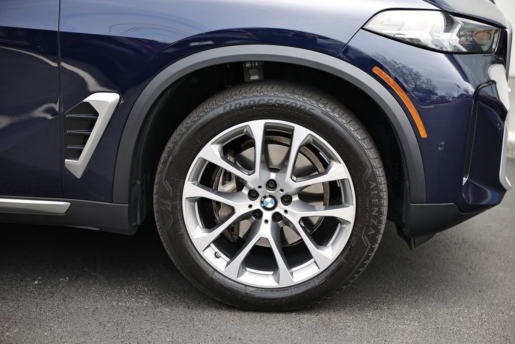 Certified 2024 BMW X5 xDrive40i w/ Parking Assistance Package image 5