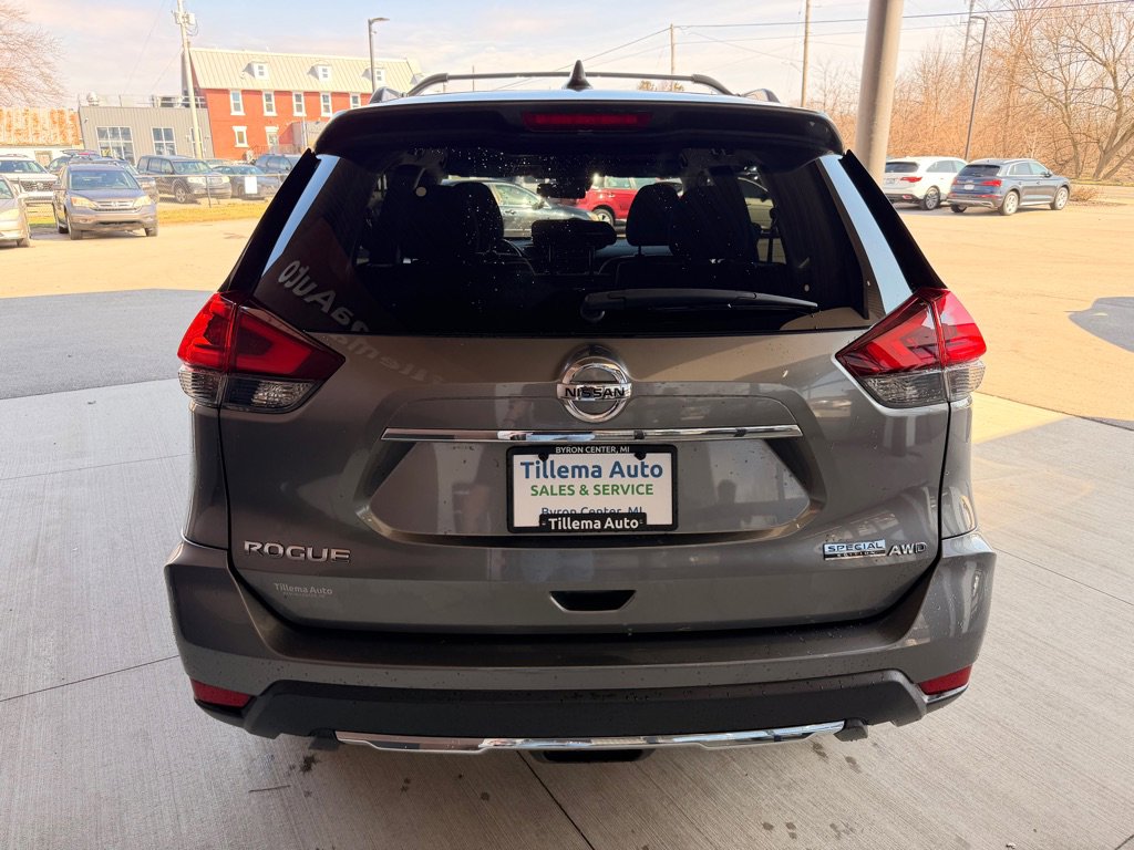 Used 2019 Nissan Rogue S w/ Special Edition Package image 6