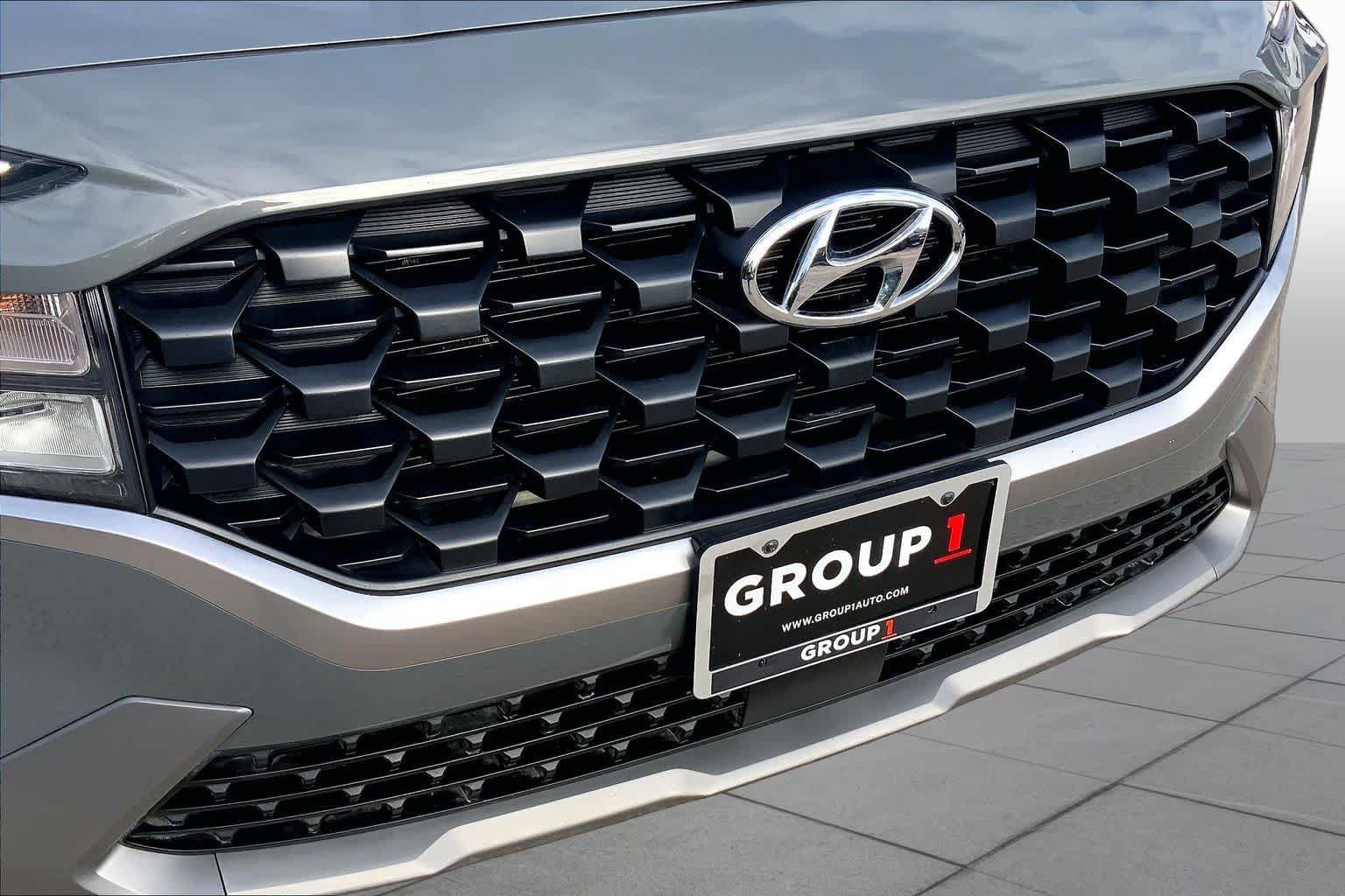 Used 2023 Hyundai Santa Fe SEL FWD image 28