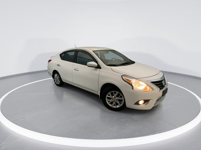 Used 2017 Nissan Versa SV w/ SV Special Edition Package FWD image 8