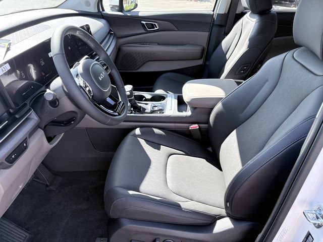 New 2026 Kia Carnival EX FWD image 6