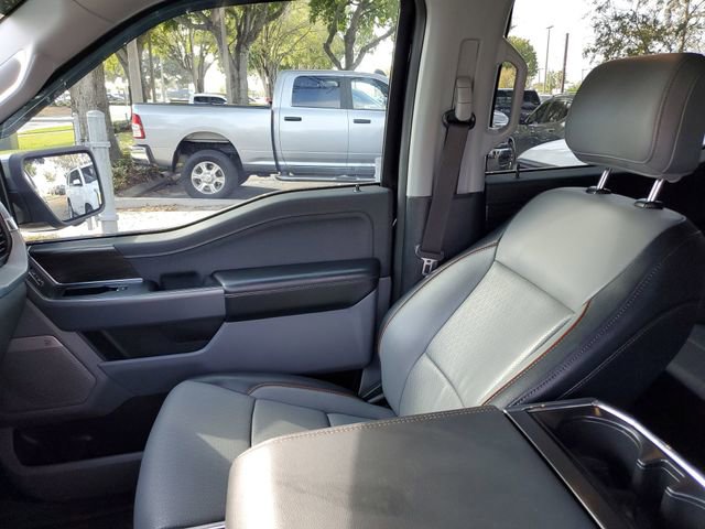 Used 2025 Ford F150 Lariat w/ Equipment Group 501A Mid image 31