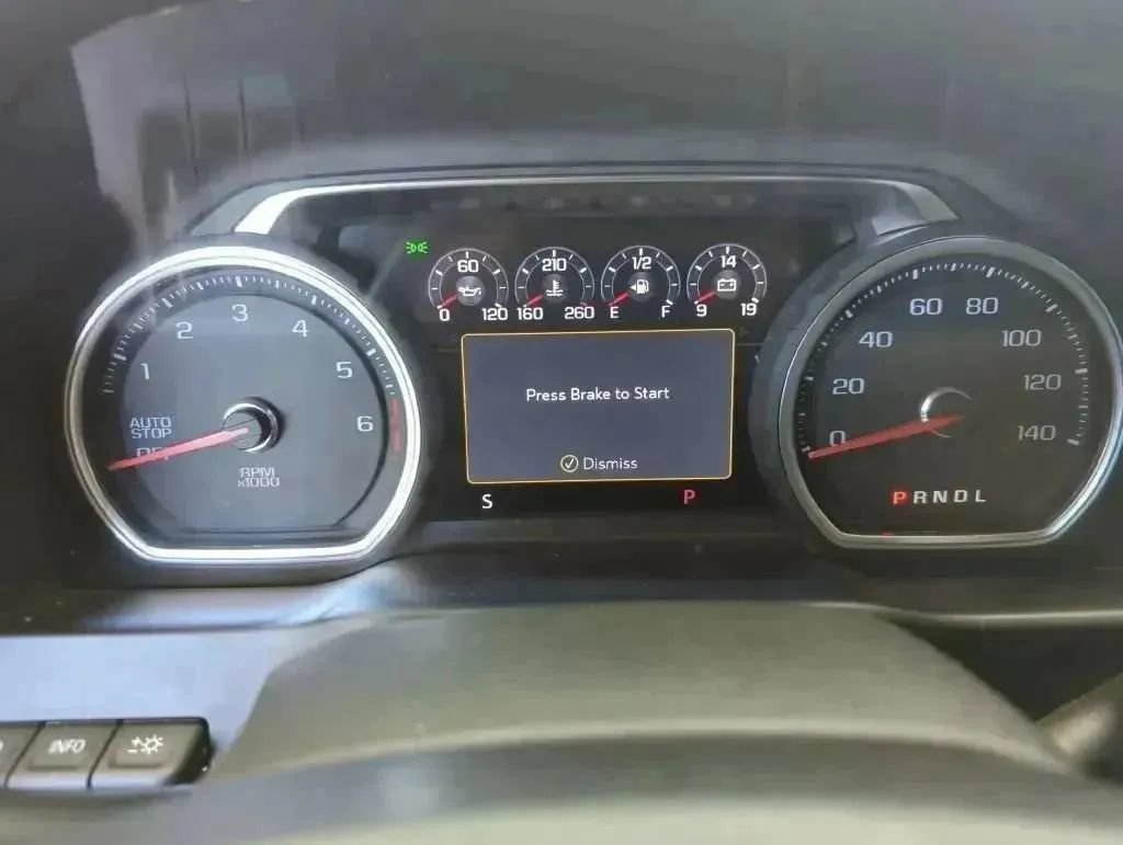Used 2019 Chevrolet Silverado 1500 High Country w/ Technology Package AWD/4WD image 69