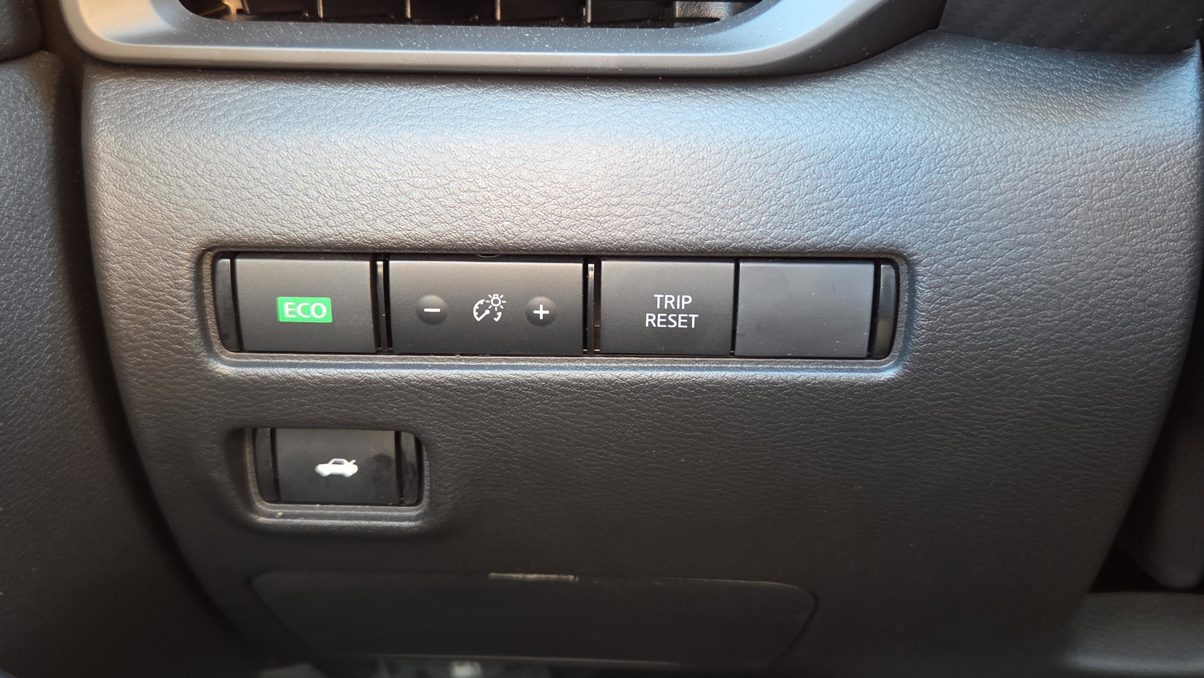 Certified 2025 Nissan Sentra S image 23