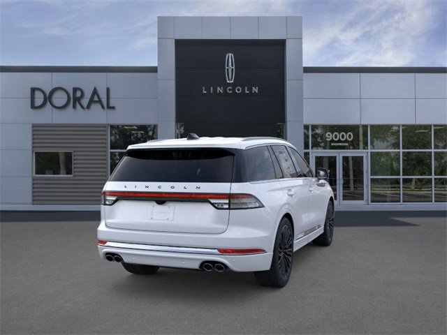 New 2025 Lincoln Aviator Black Label image 8