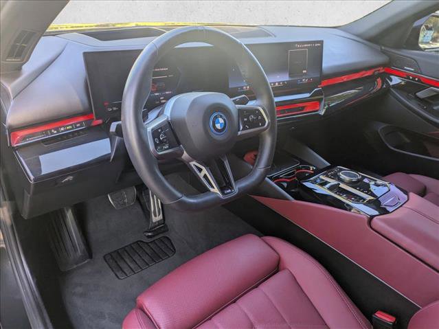 Certified 2025 BMW i5 eDrive40i w/ M Sport Package image 10