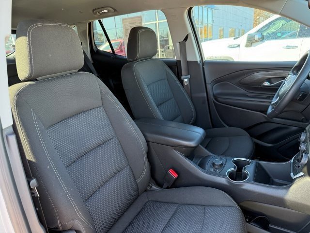 Used 2023 GMC Terrain SLE w/ Driver Convenience Package image 23