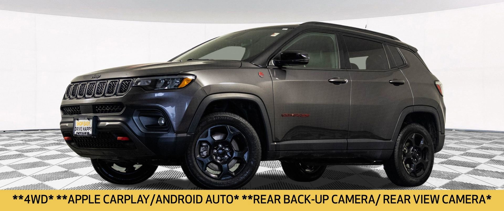 Used 2024 Jeep Compass Trailhawk AWD/4WD image 2