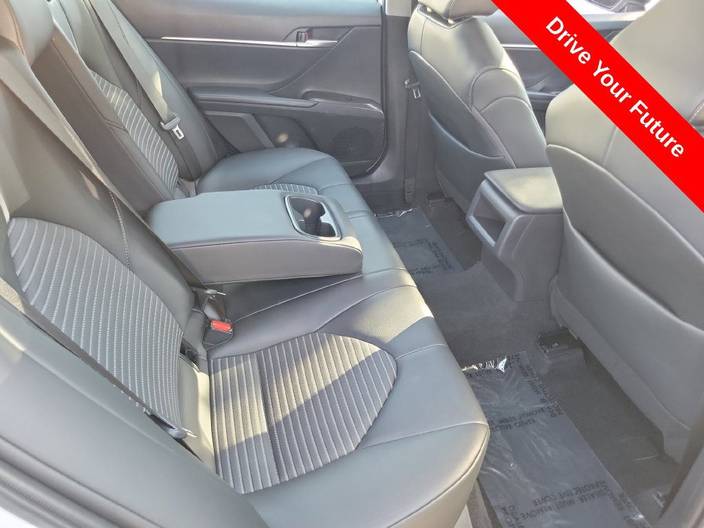 Used 2023 Toyota Camry SE FWD image 19