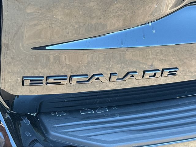New 2026 Cadillac Escalade Platinum Sport w/ LPO, ONYX Package AWD/4WD image 4