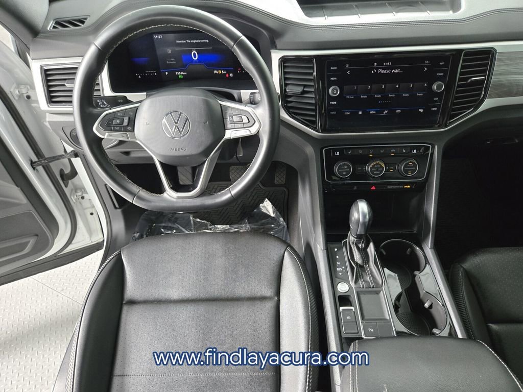 Used 2022 Volkswagen Atlas Cross Sport SE FWD image 14
