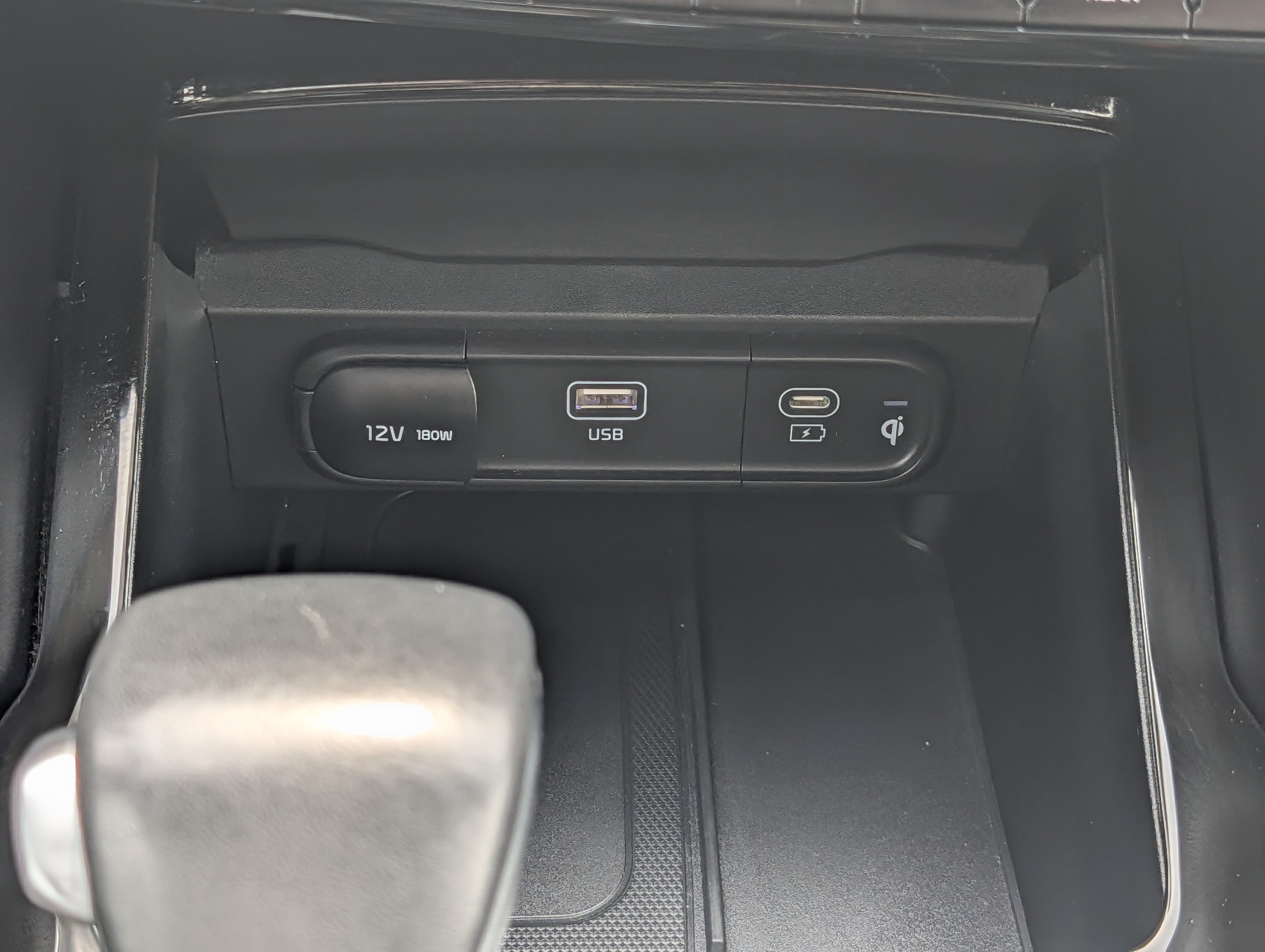 Used 2024 Kia Telluride EX X-Line AWD/4WD image 30