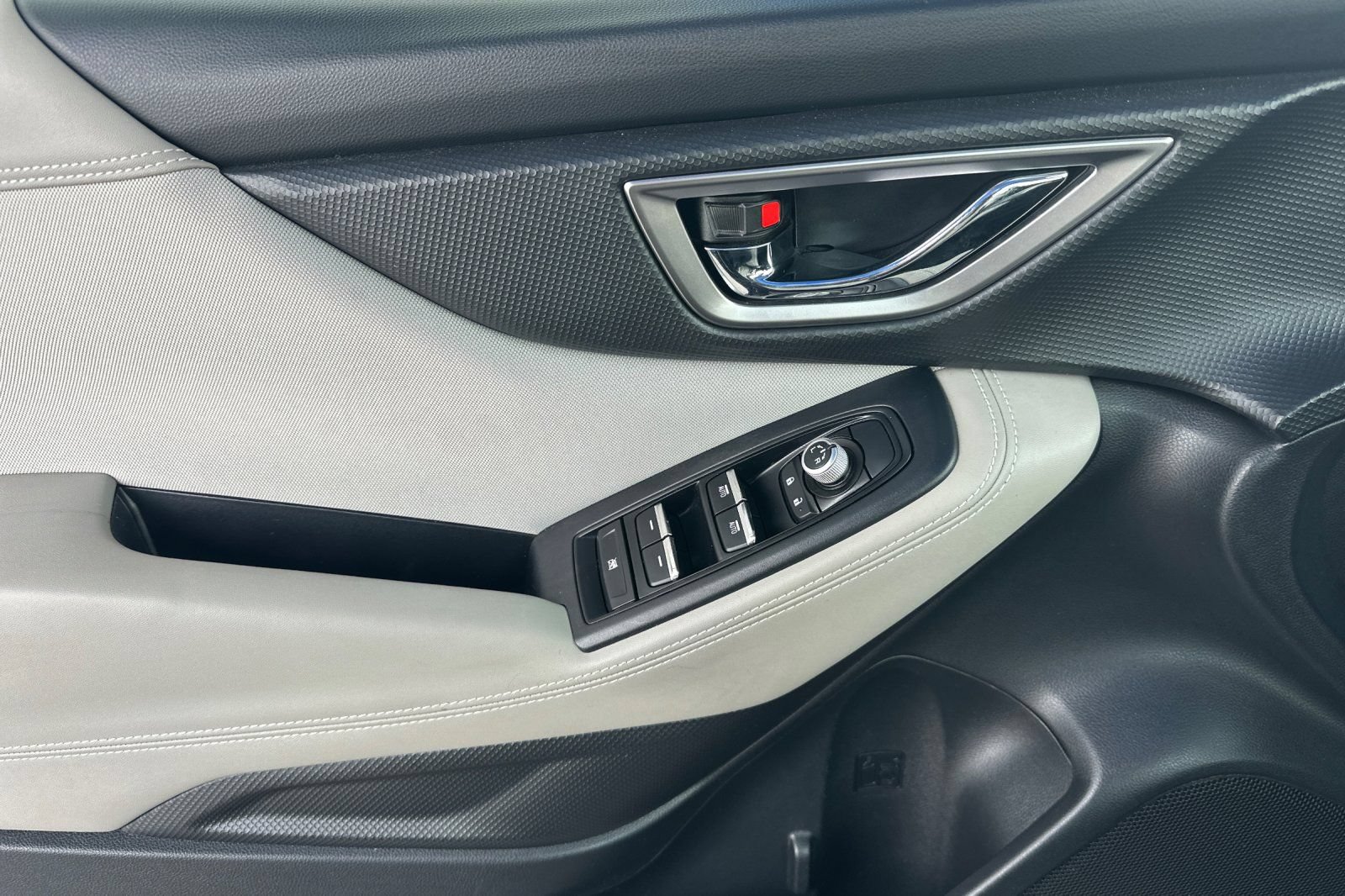 Used 2019 Subaru Forester Premium AWD/4WD image 14
