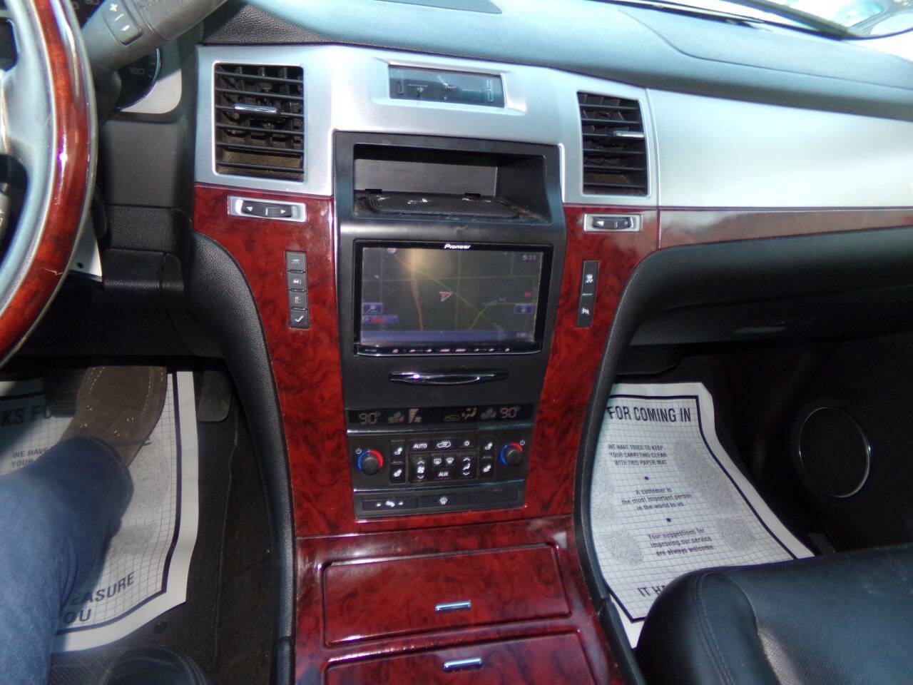 Used 2007 Cadillac Escalade AWD image 62