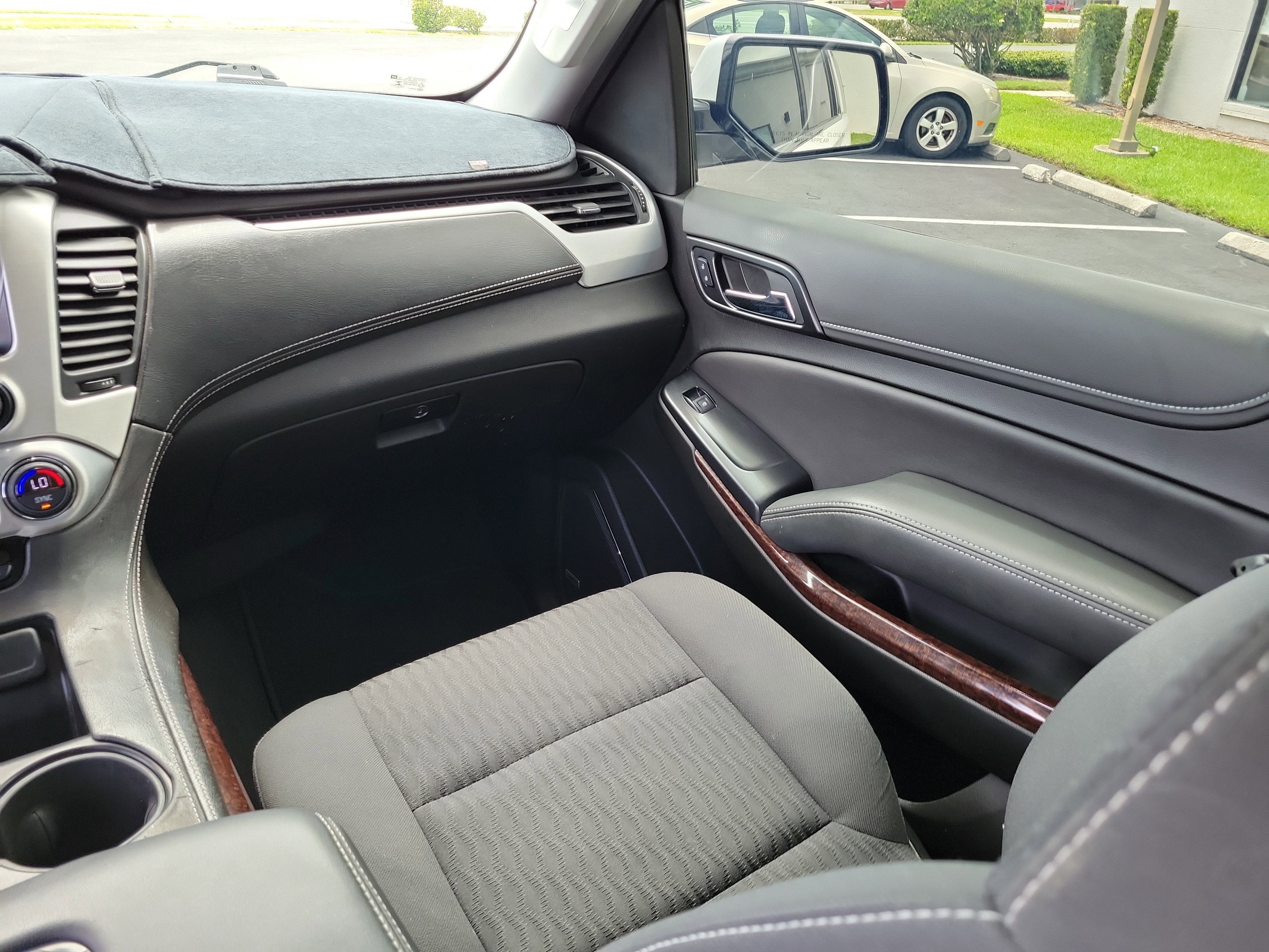 Used 2019 GMC Yukon SLE w/ Convenience Package RWD image 18