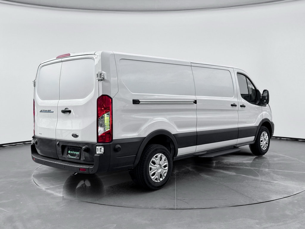 Used 2024 Ford E-Transit Low Roof RWD image 3