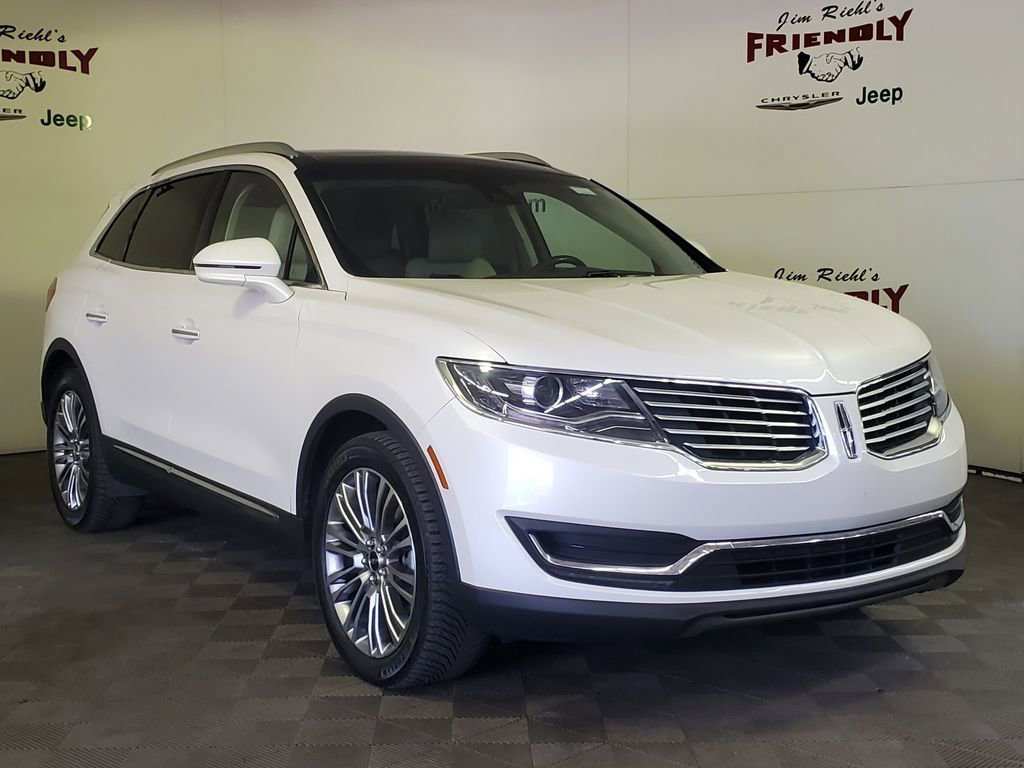 Used 2018 Lincoln MKX Reserve w/ Driver Assistance Package AWD/4WD image 2