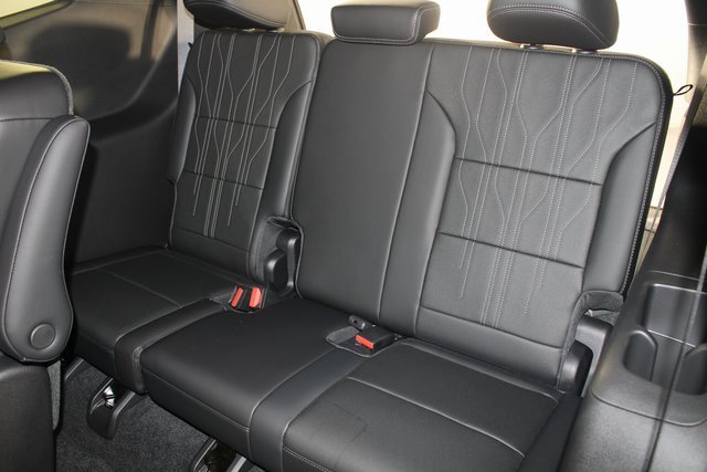 New 2026 Buick Enclave Avenir image 23