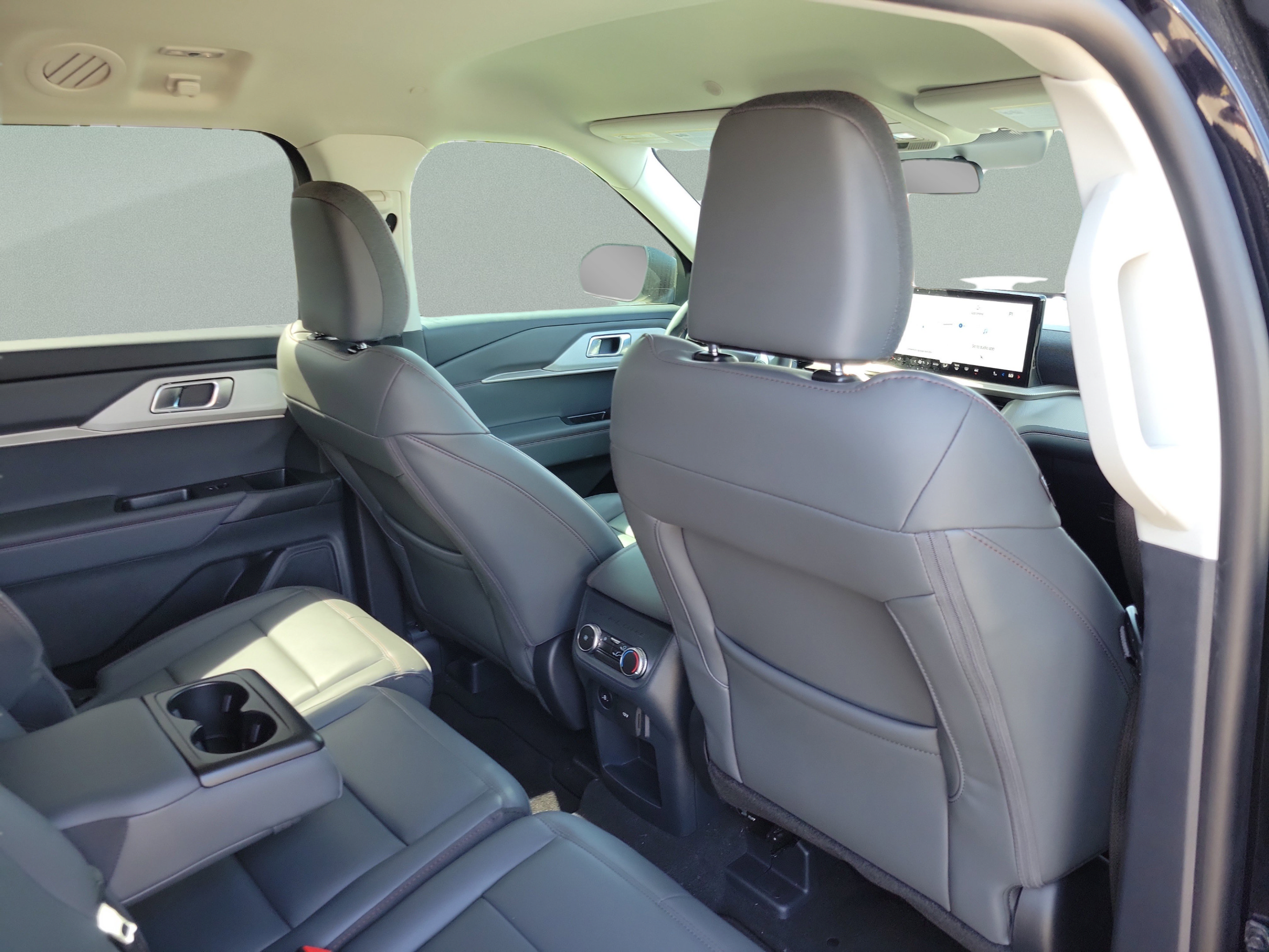 New 2026 Ford Explorer Active w/ Active Comfort Package RWD image 27