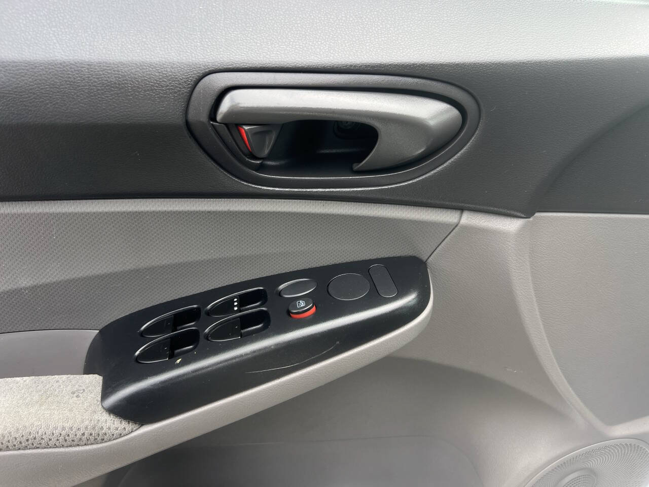 Used 2010 Honda Civic DX-VP image 8
