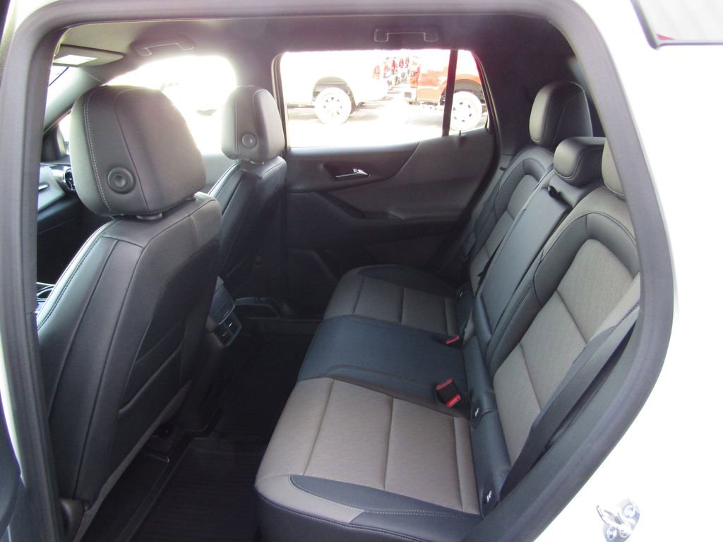 Used 2026 Chevrolet Equinox LT w/ Convenience Package II image 33