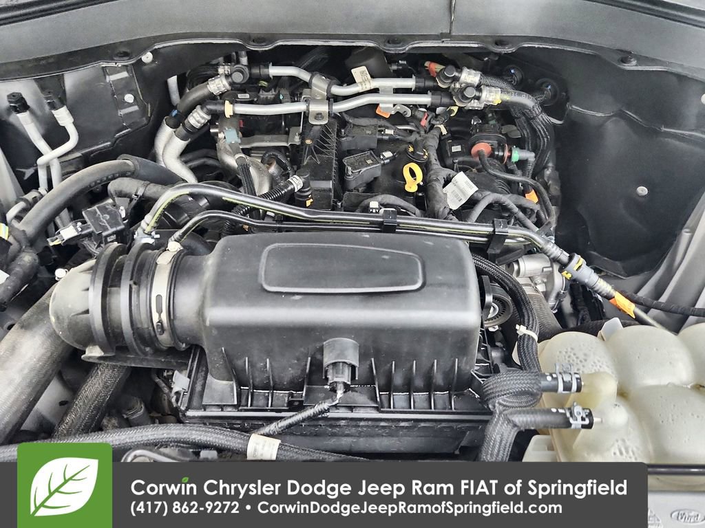 Used 2021 Ford Explorer XLT w/ Equipment Group 202A AWD/4WD image 36