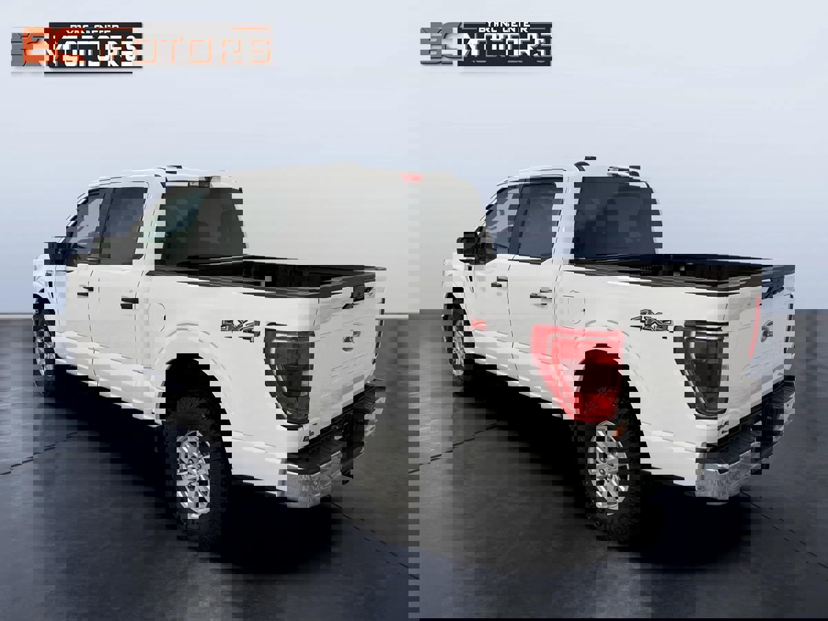 Used 2022 Ford F150 XLT w/ Trailer Tow Package image 4