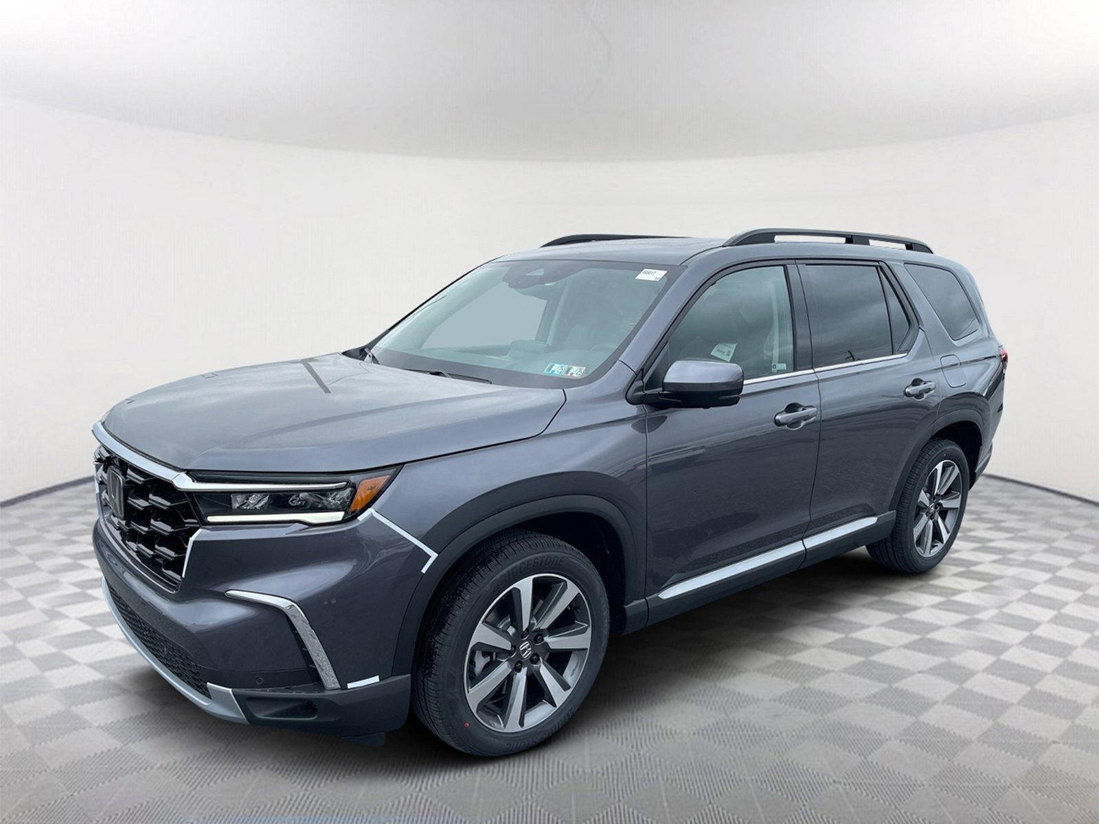 New 2025 Honda Pilot Elite image 2