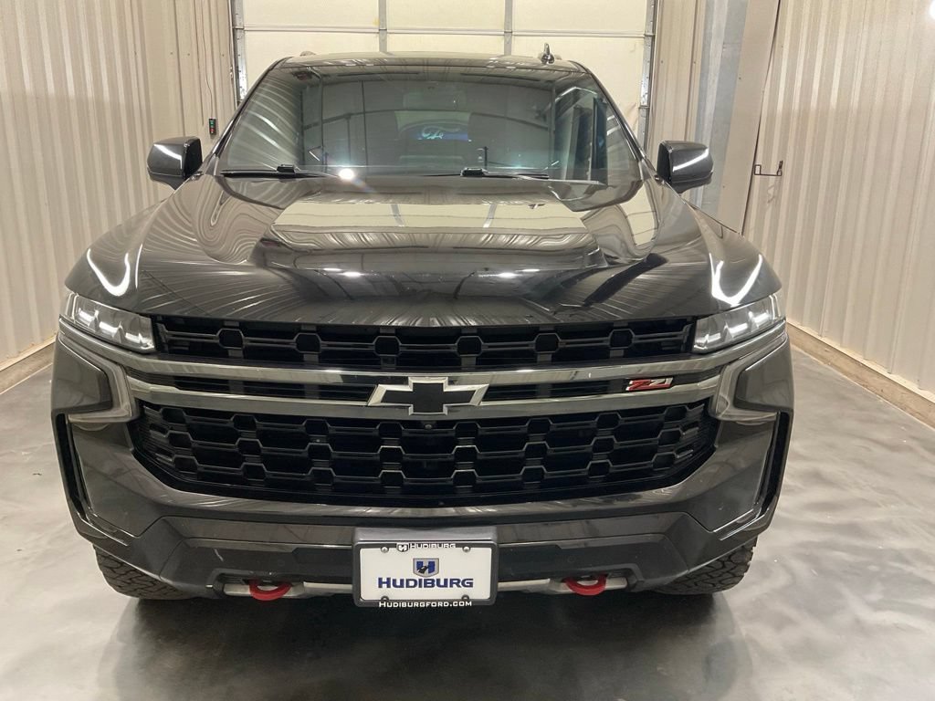 Used 2022 Chevrolet Tahoe Z71 w/ Luxury Package AWD/4WD image 5