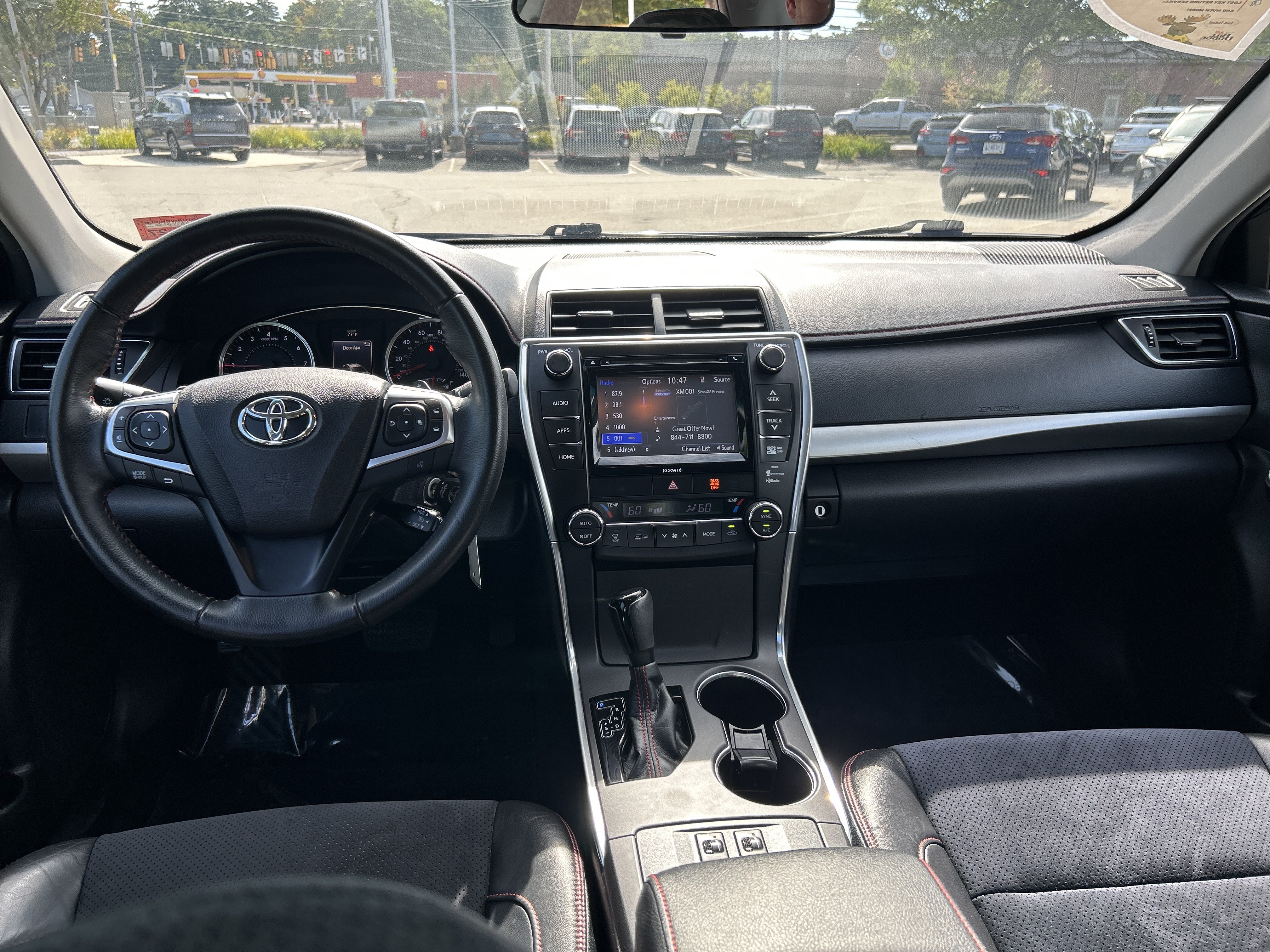 Used 2016 Toyota Camry XSE w/ Moonroof Package FWD image 18