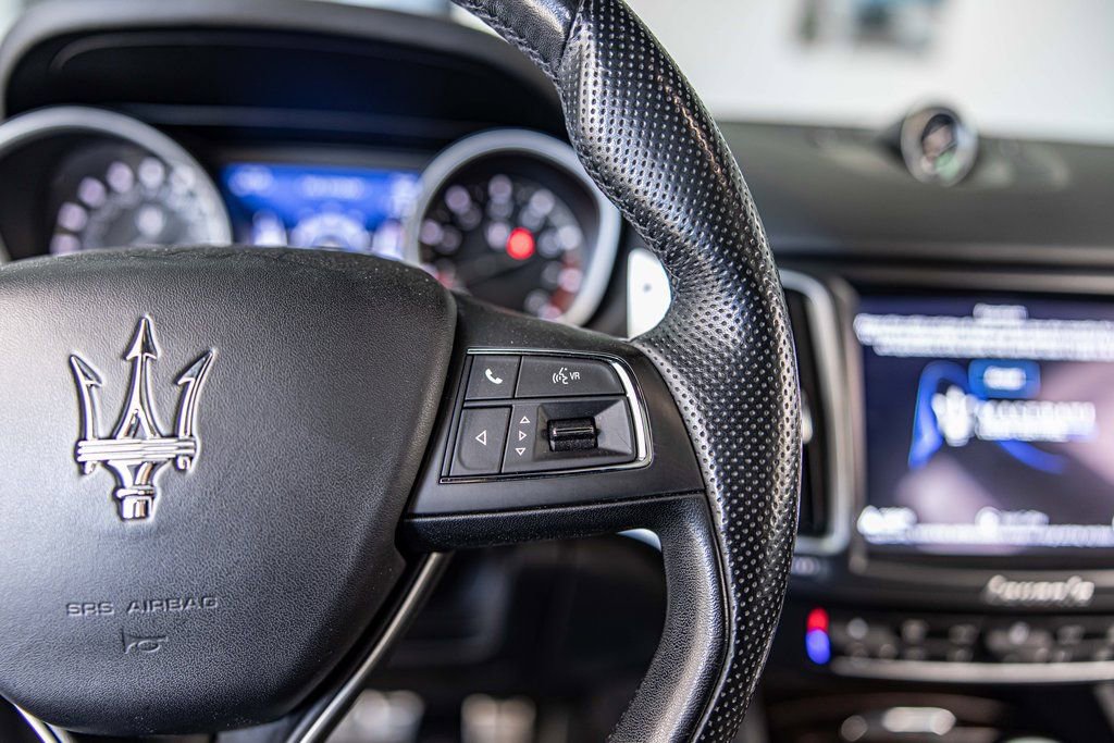 Used 2019 Maserati Levante S GranSport image 27