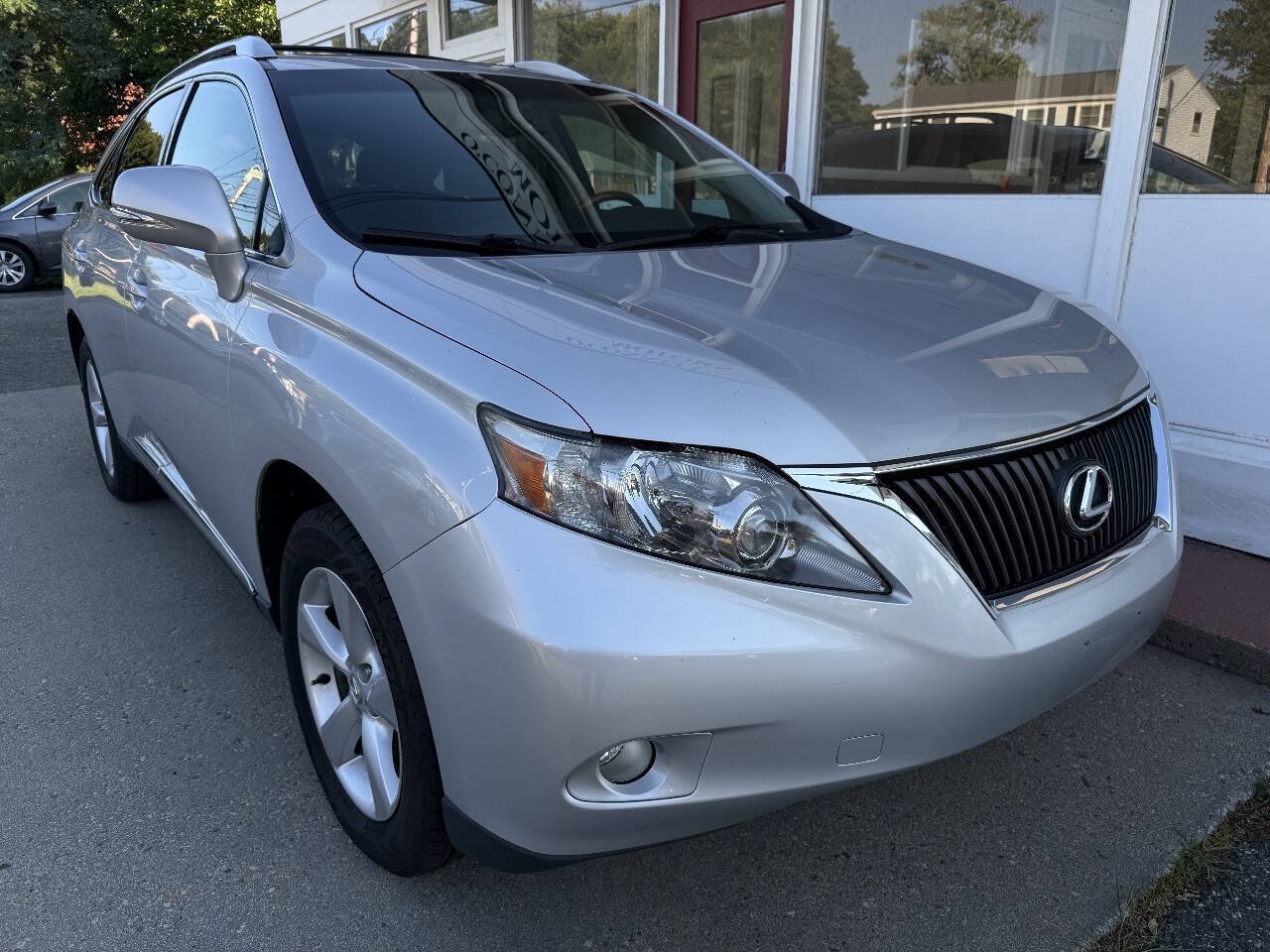 Used 2011 Lexus RX 350 AWD w/ Premium Pkg image 2