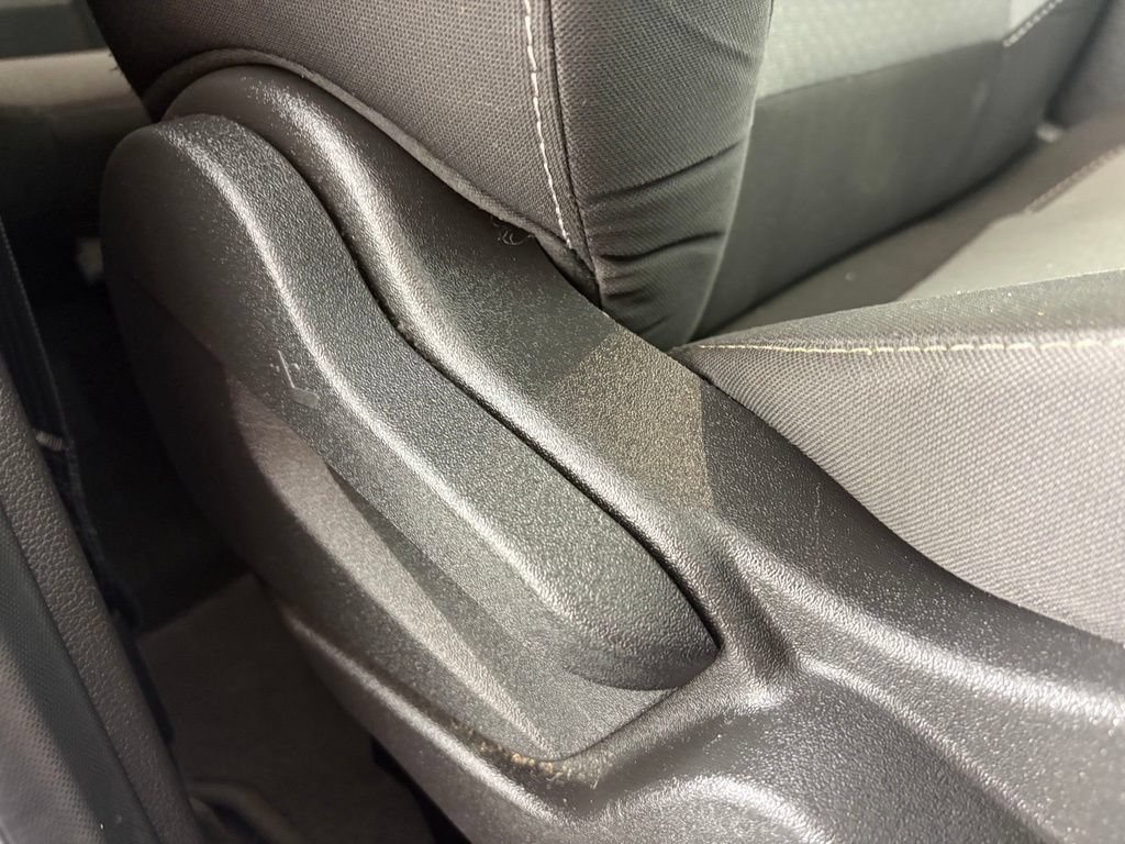 Used 2018 Ford Escape SE w/ SE Sync 3 Package FWD image 36