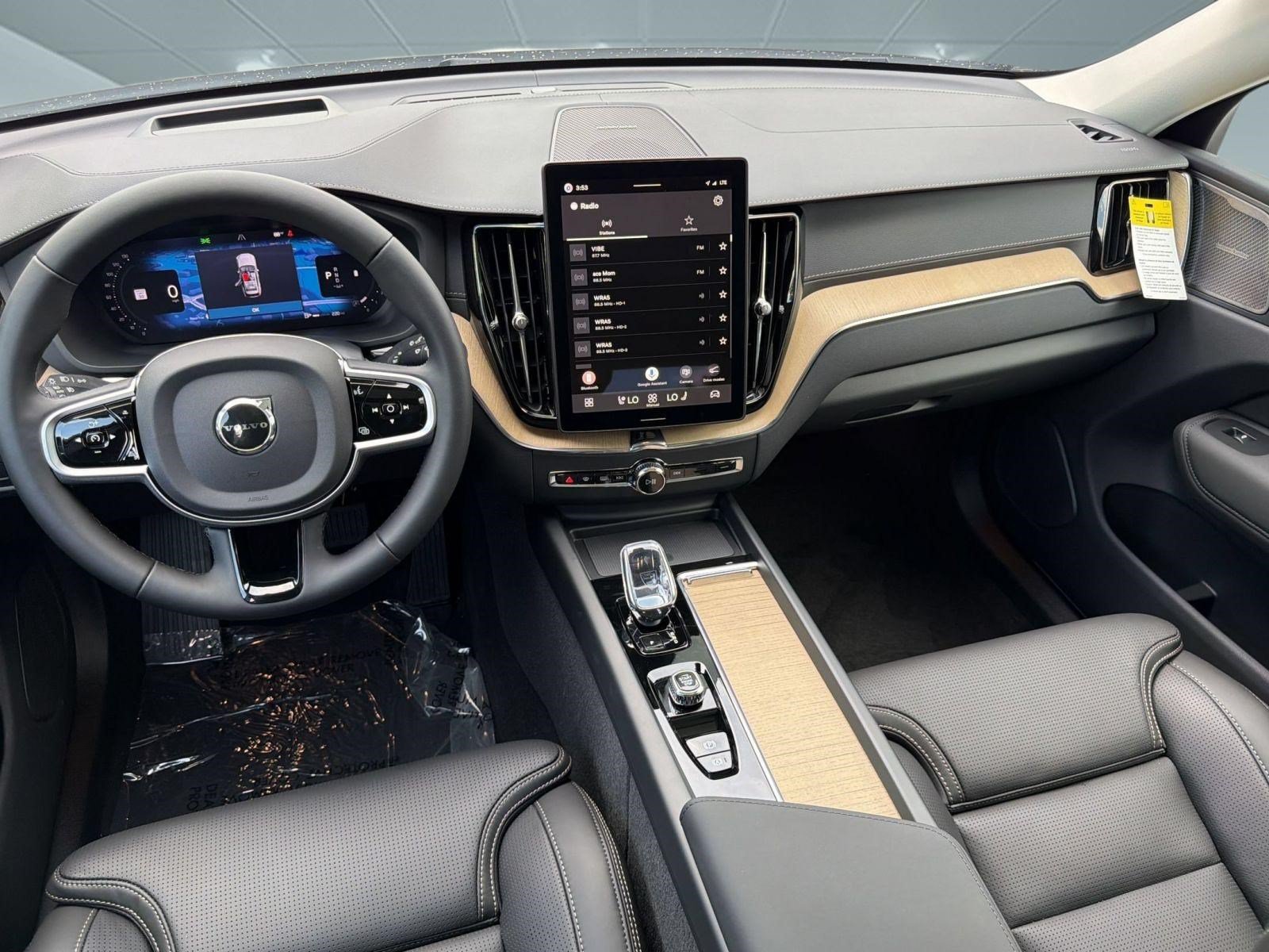 New 2026 Volvo XC60 B5 Ultra w/ Climate Package AWD/4WD image 15