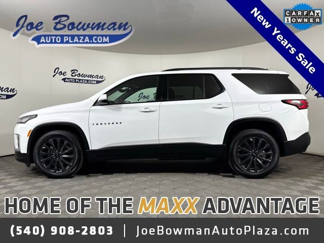 Used 2023 Chevrolet Traverse RS image 1
