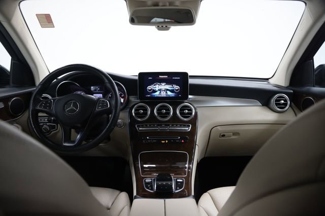 Used 2018 Mercedes-Benz GLC 300 4MATIC image 41