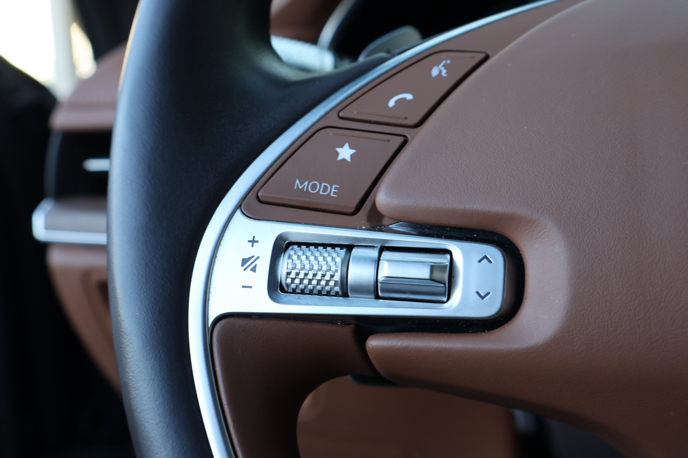 Used 2024 Genesis G80 w/ Prestige Package image 24