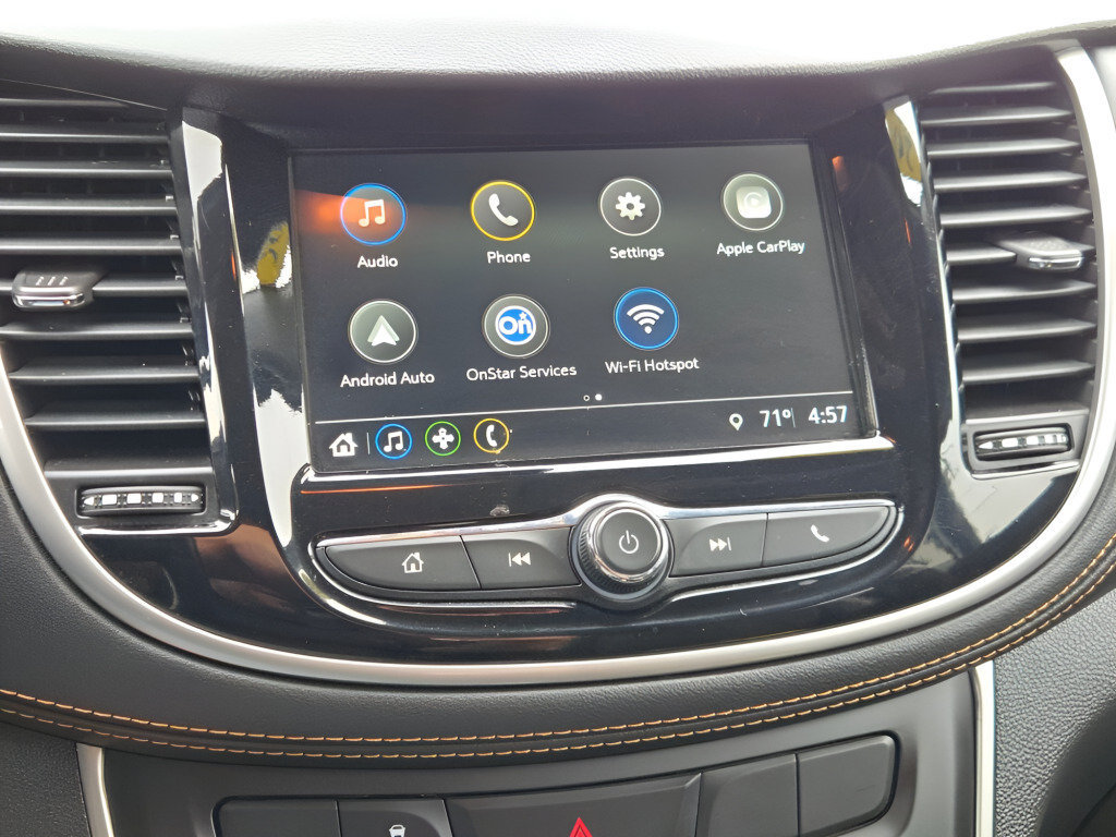 Certified 2019 Chevrolet Trax LT w/ LT Convenience Package FWD image 28