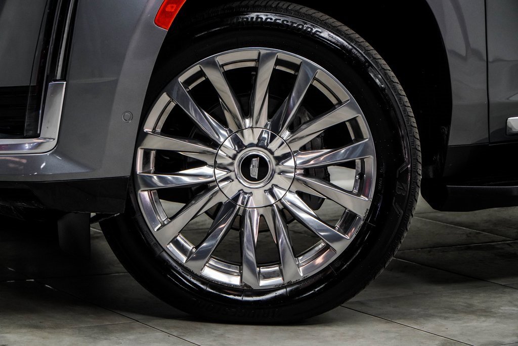 Used 2021 Cadillac Escalade Premium Luxury image 3
