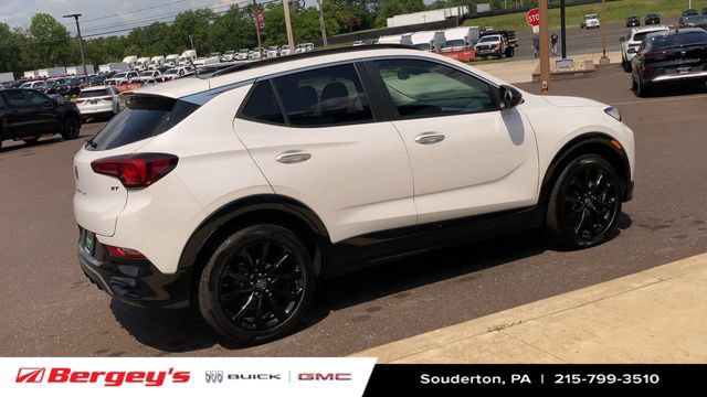 Certified 2024 Buick Encore GX Sport Touring w/ Experience Buick Package AWD/4WD image 10