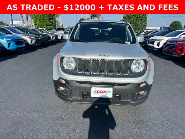 Used 2018 Jeep Renegade Latitude w/ Cold Weather Group image 2