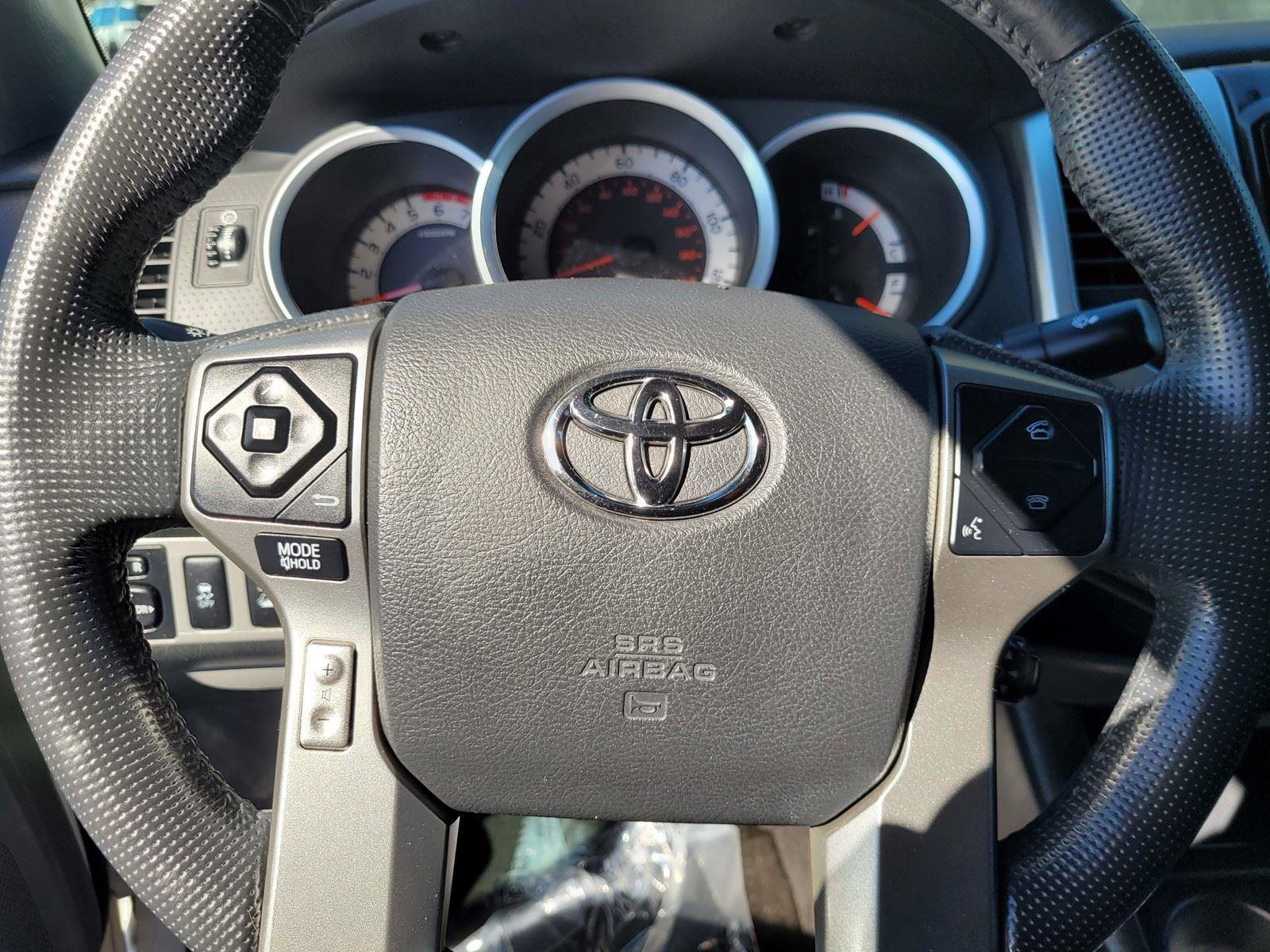 Used 2014 Toyota Tacoma 4x4 Double Cab w/ TRD Off-Road Package image 34