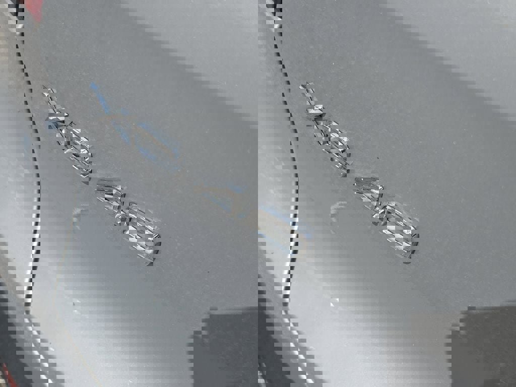 Used 2023 Volvo XC40 B5 Plus w/ Protection Package Premier image 7