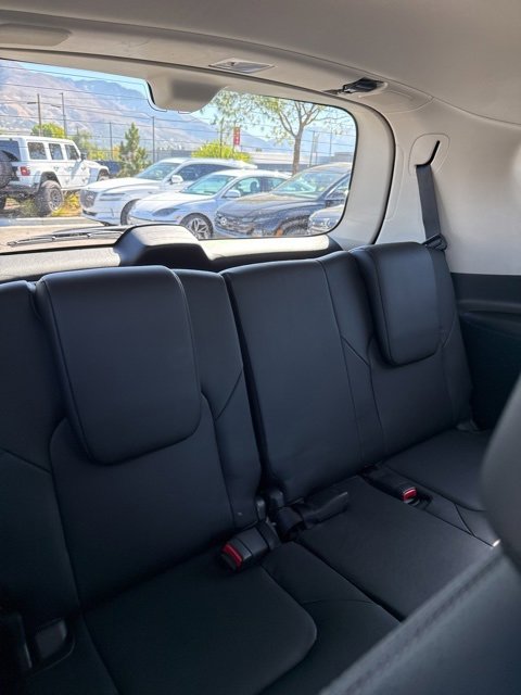 Used 2024 Nissan Armada Platinum w/ Captain's Chairs Package image 15