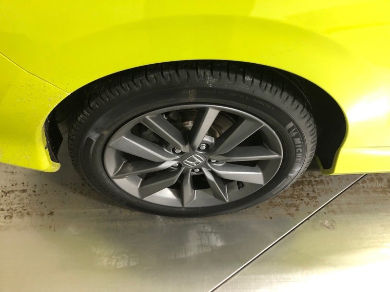 Used 2019 Honda Civic EX image 9