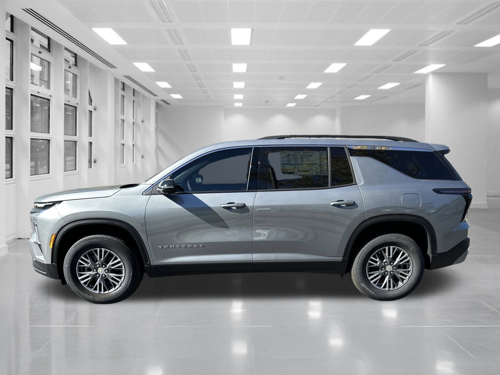 New 2025 Chevrolet Traverse LT w/ Driver Confidence Package image 8